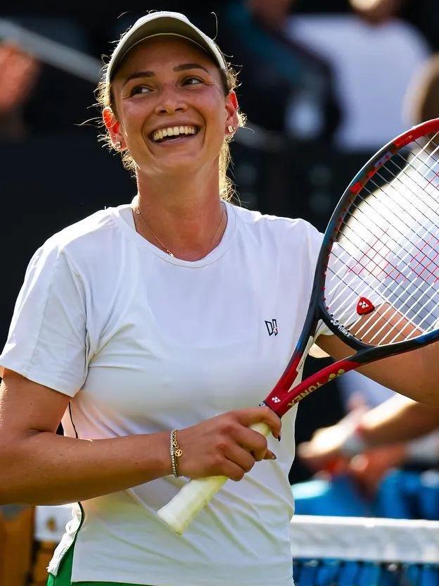 任何一名新 任何一名新